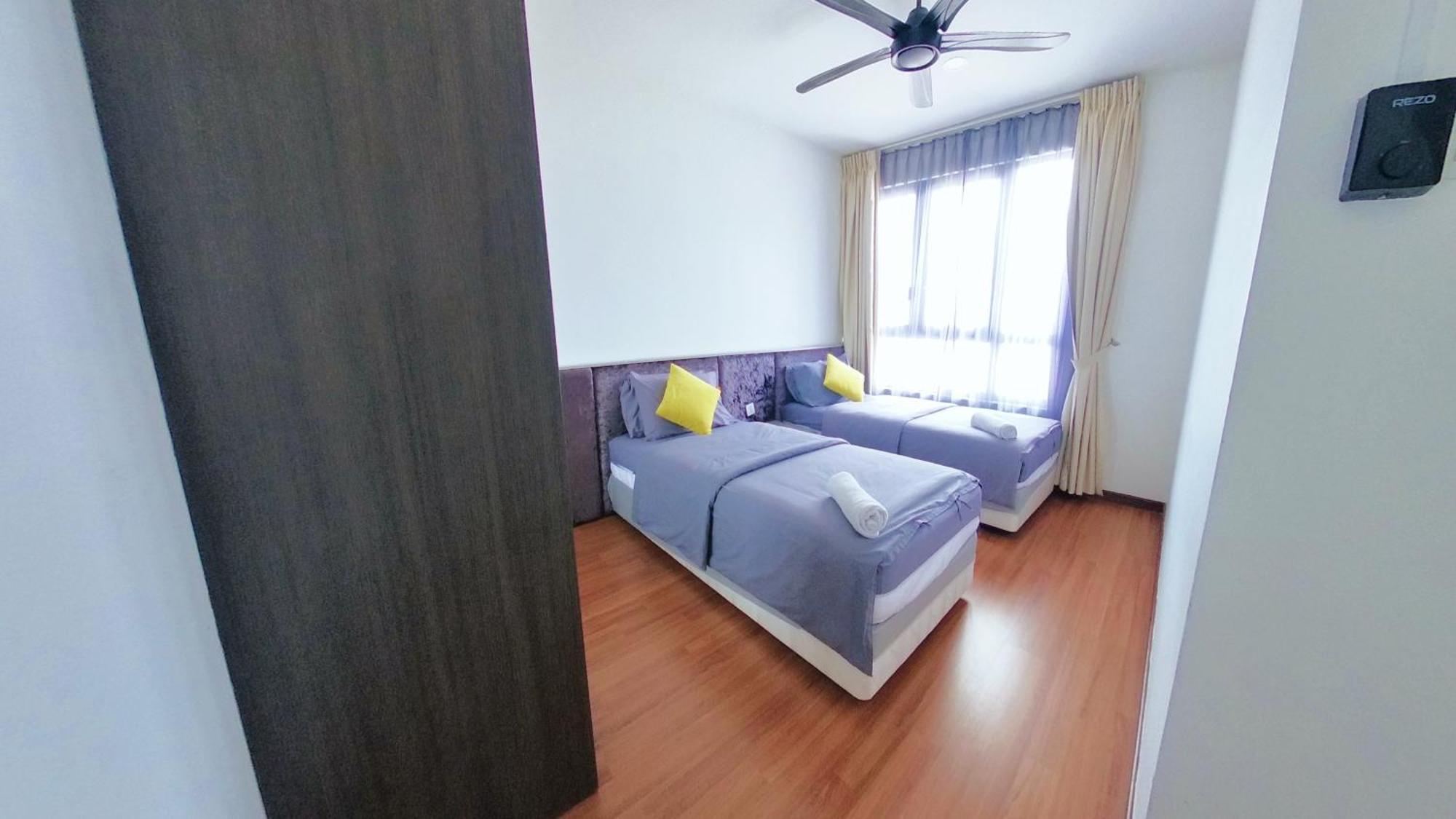 9Pax 2R2B Family Suite, I-City, I-Suite, Hyde, Beside Theme Park, Wifi 50-55" Smart Tv Shah Alam Exterior photo